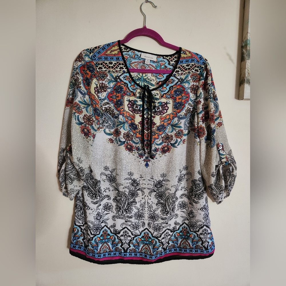Dressbarn boho top keyhole beautiful colors medium